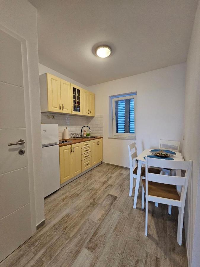 Čunski Apartman Lila מראה חיצוני תמונה